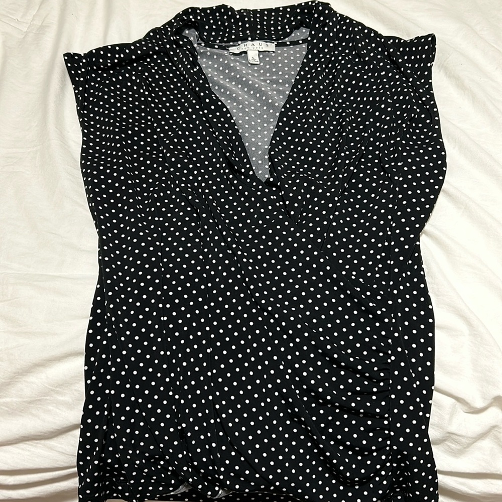 🖤🤍POLKA DOT WRAP SHIRT🤍🖤